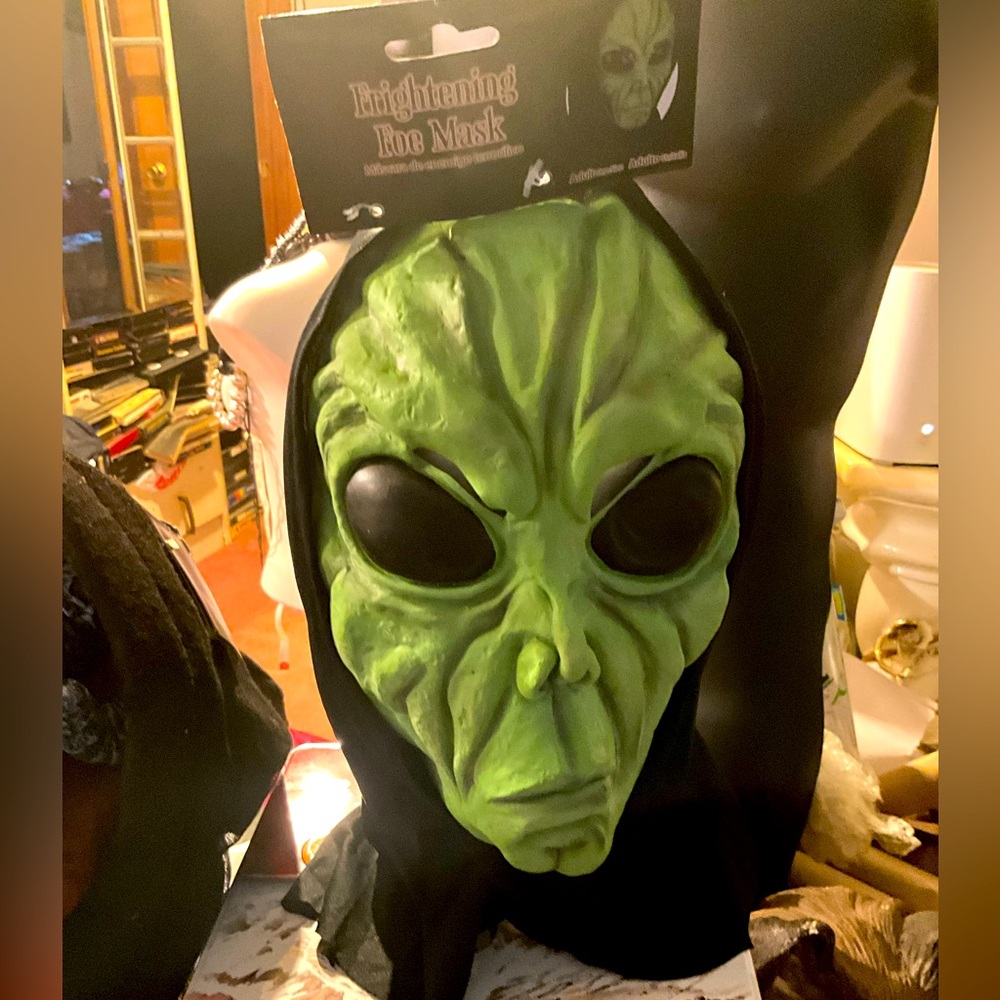 Vintage UFO Alien Mask Rubber Latex W/ Hood Green Martian NEW BUT OLD 1990s